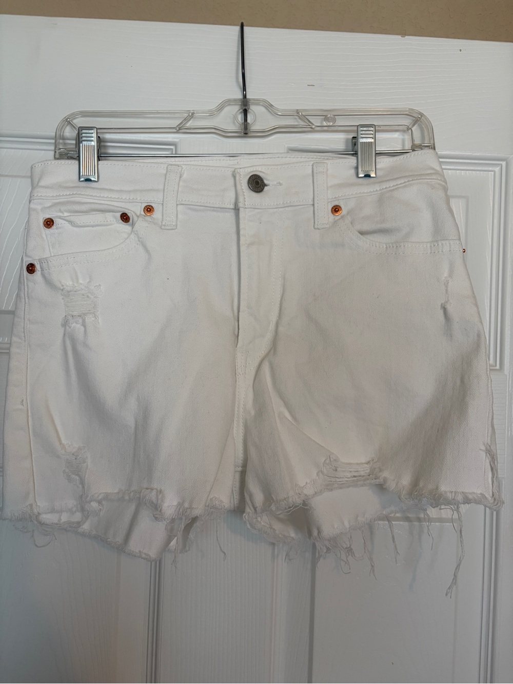 Levi’s High Rise Distressed Jean Shorts 29 White Cutoffs Festival Z4